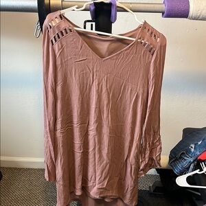 Women's Mauve Top